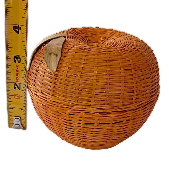 Wicker Apple Basket Trinket Box Vintage Woven Natural Fruit Cottage Farmhouse - Picture 2 of 16
